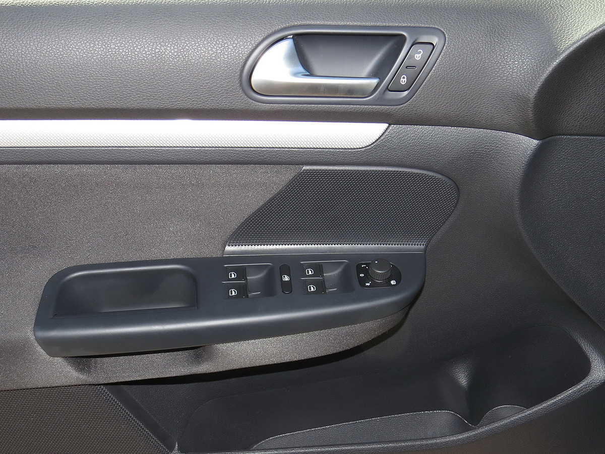 Golf Variant Tür innen